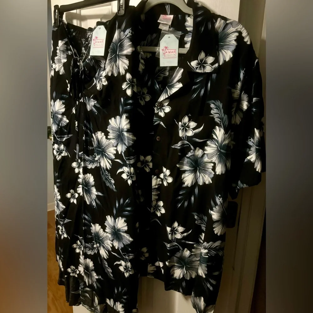 Couple’s Matching Set New with Tags - Picture 2 of 11